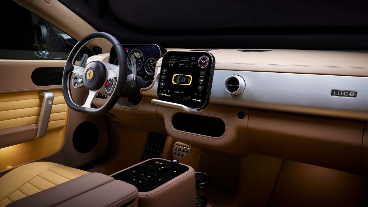 Ferrari Luce Interior