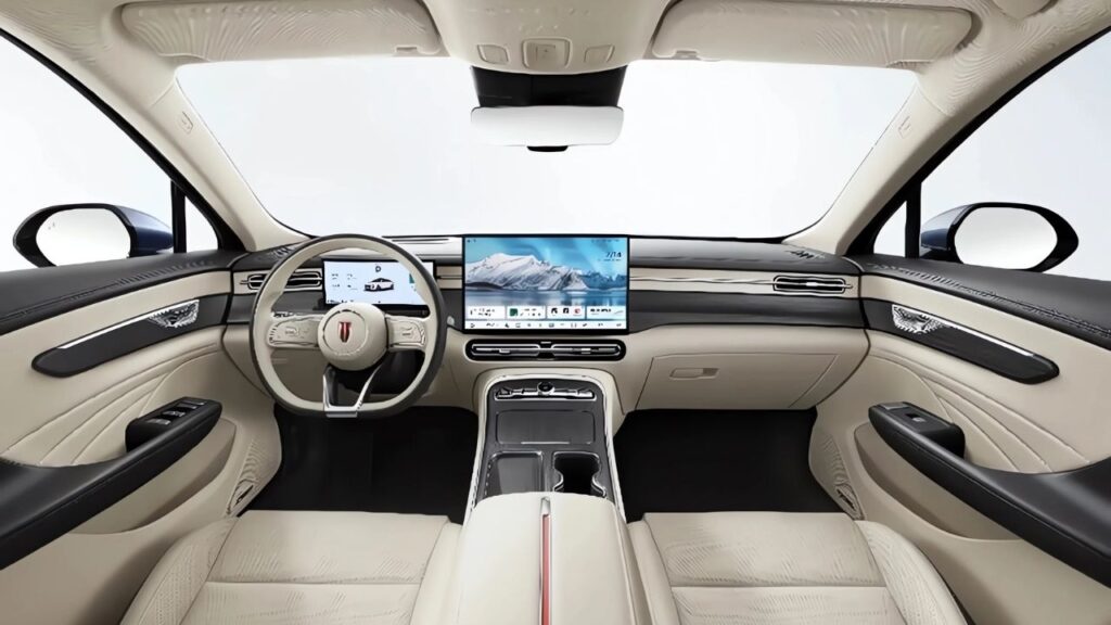 Hongqi H5 facelift interior