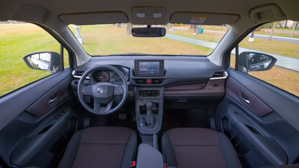 Toyota Avanza India Interior