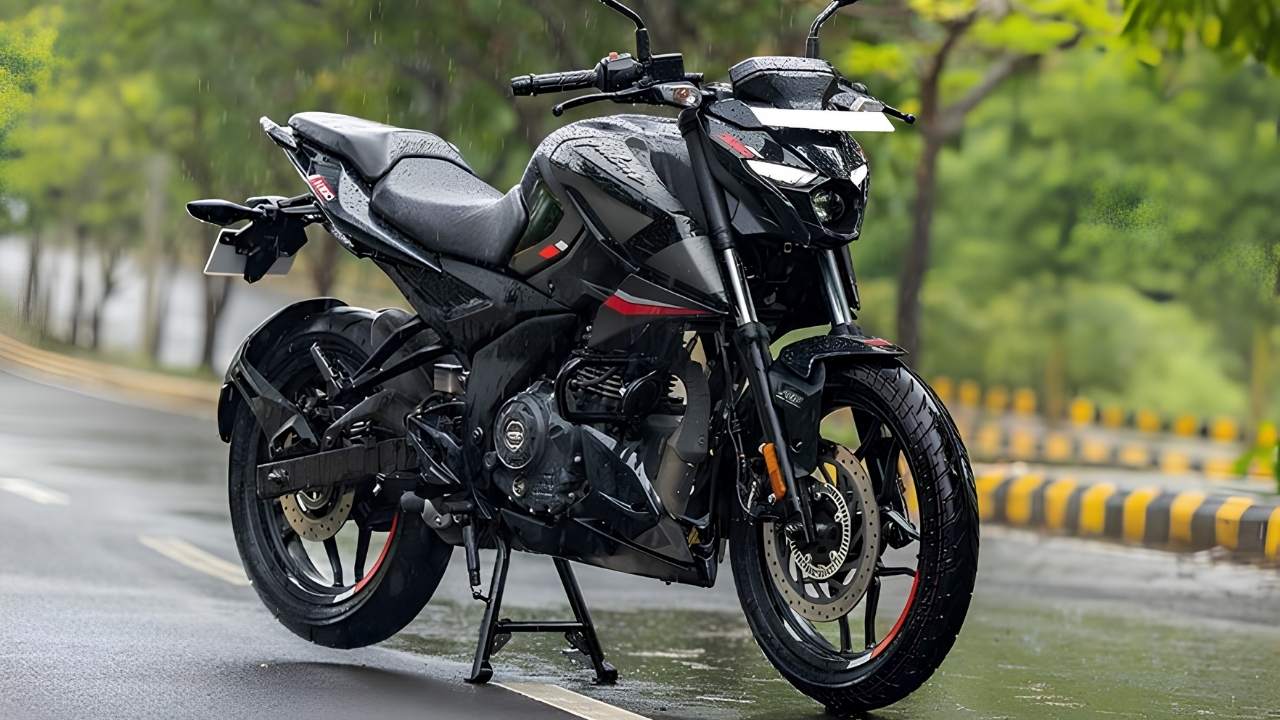 Top 3 Bikes Under ₹1.5L: One Gets 66 km/l ARAI Mileage