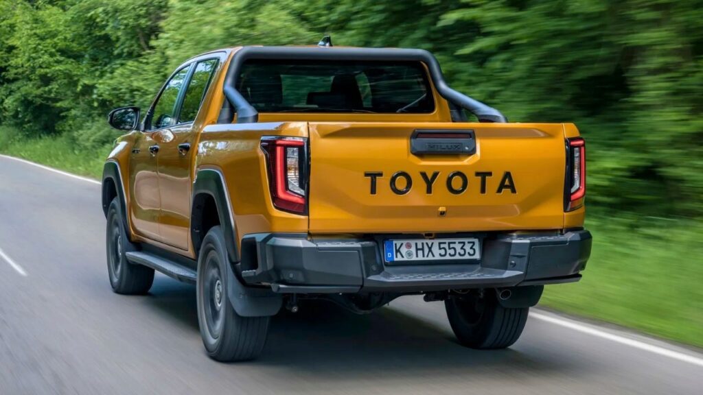 New Hilux rearlook