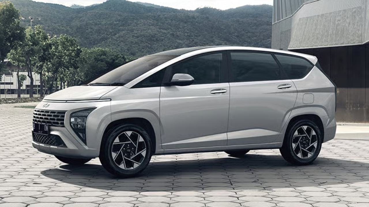 New Hyundai Stargazer Coming in 2027: 7-Seater MPV with 1,892L Boot Space