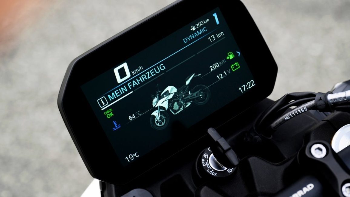 Digital instrument cluster