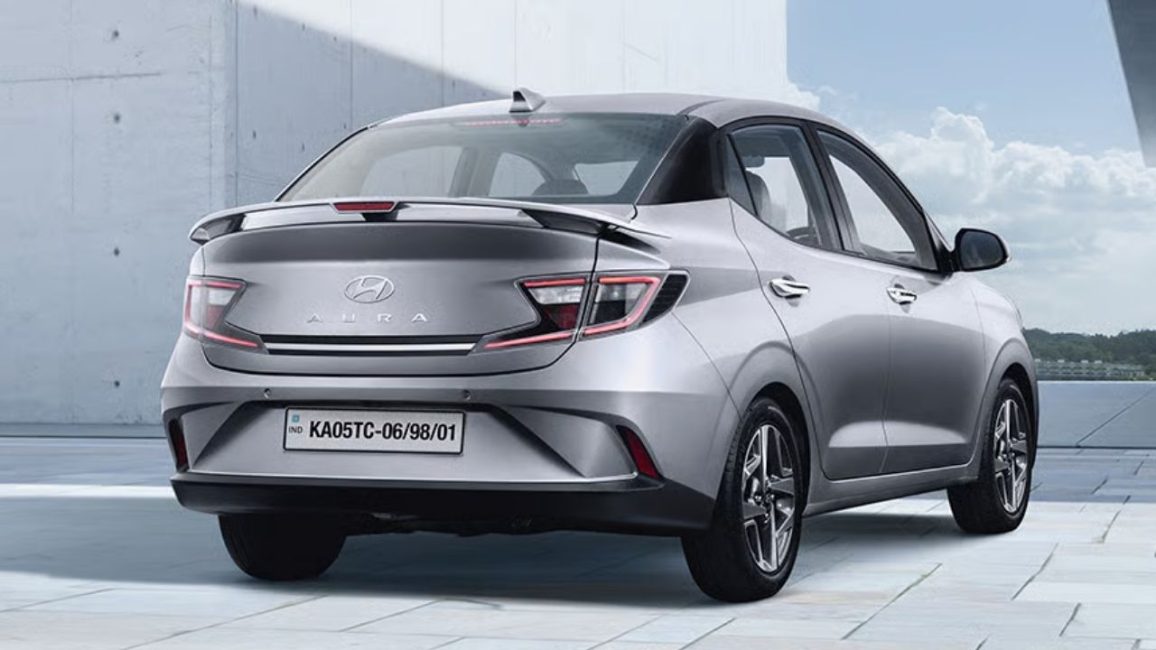 Hyundai Aura rearview