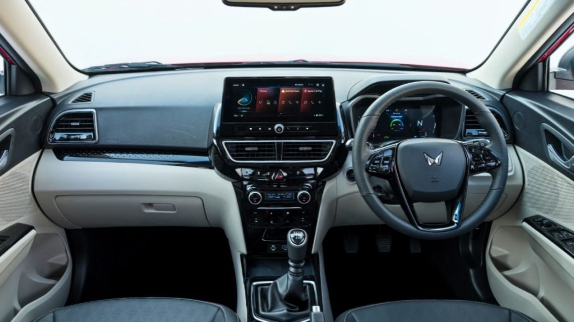Mahindra XUV 3XO CNG Cabin