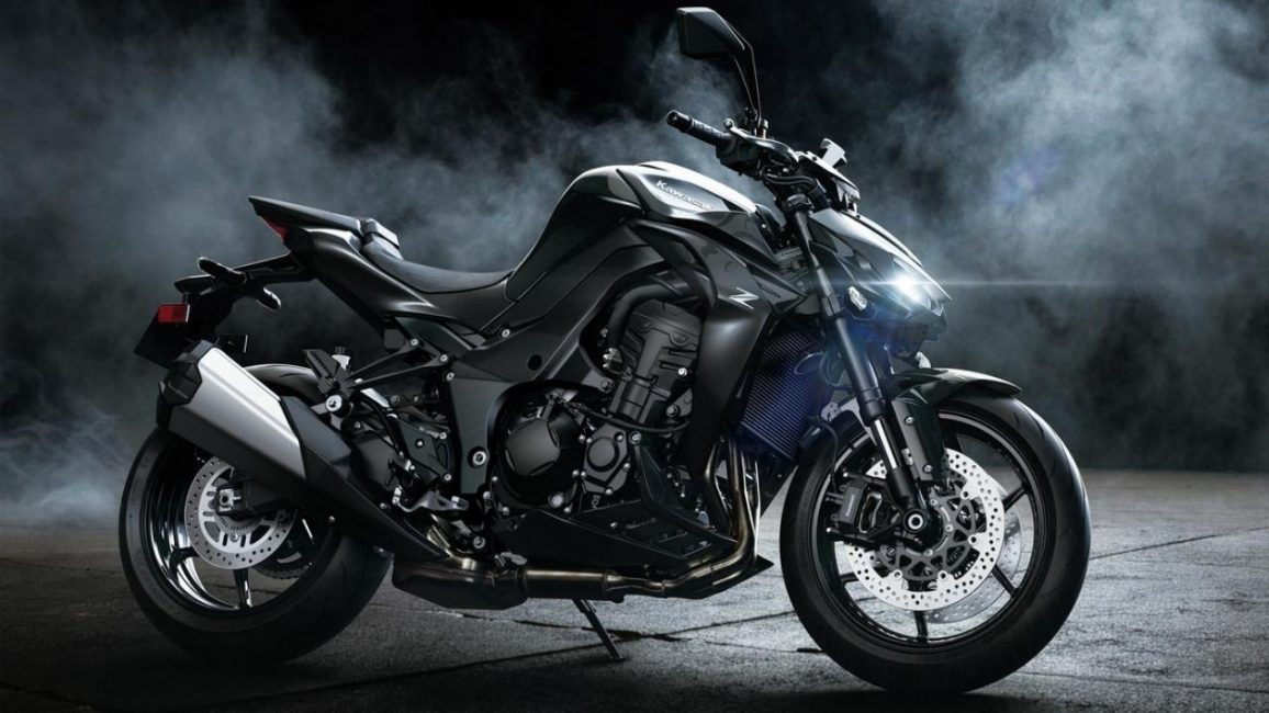 Z1100 Super-Naked sidelook